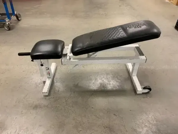 Pro-Maxima 0-90 Adjustable Bench