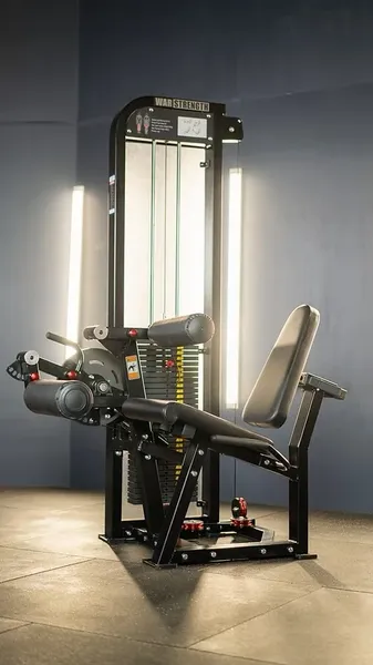 Freedom Leg Extension / Leg Curl Combo with heavy stack