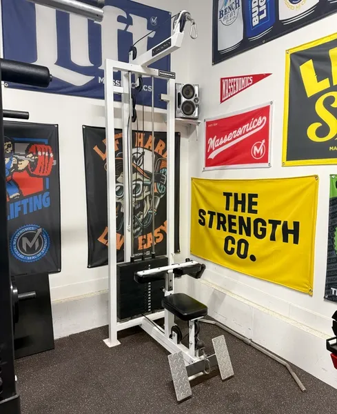 Lat Pulldown/Low Row Machine